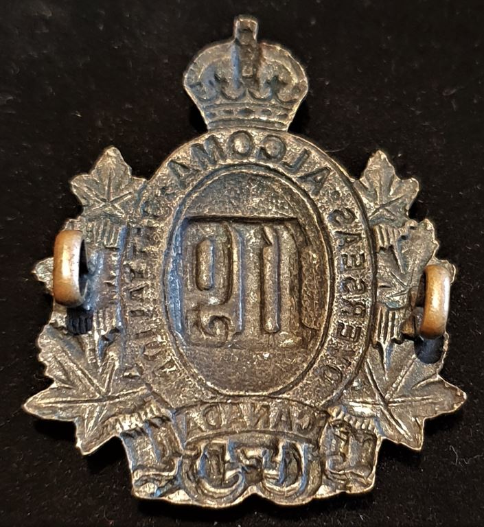 E119 - 119th BATTALION (SAULT STE. MARIE, ONTARIO) CAP BADGE